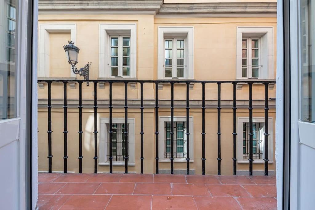Centro XIII Calle De La Paz 2Br 2Bh Мадрид Екстериор снимка